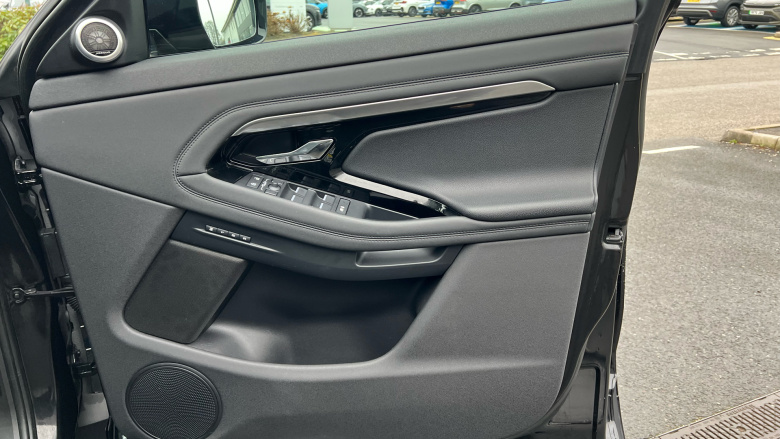 Land Rover Range Rover Evoque 2.0 D200 R-Dynamic SE 5dr Auto Diesel Hatchback